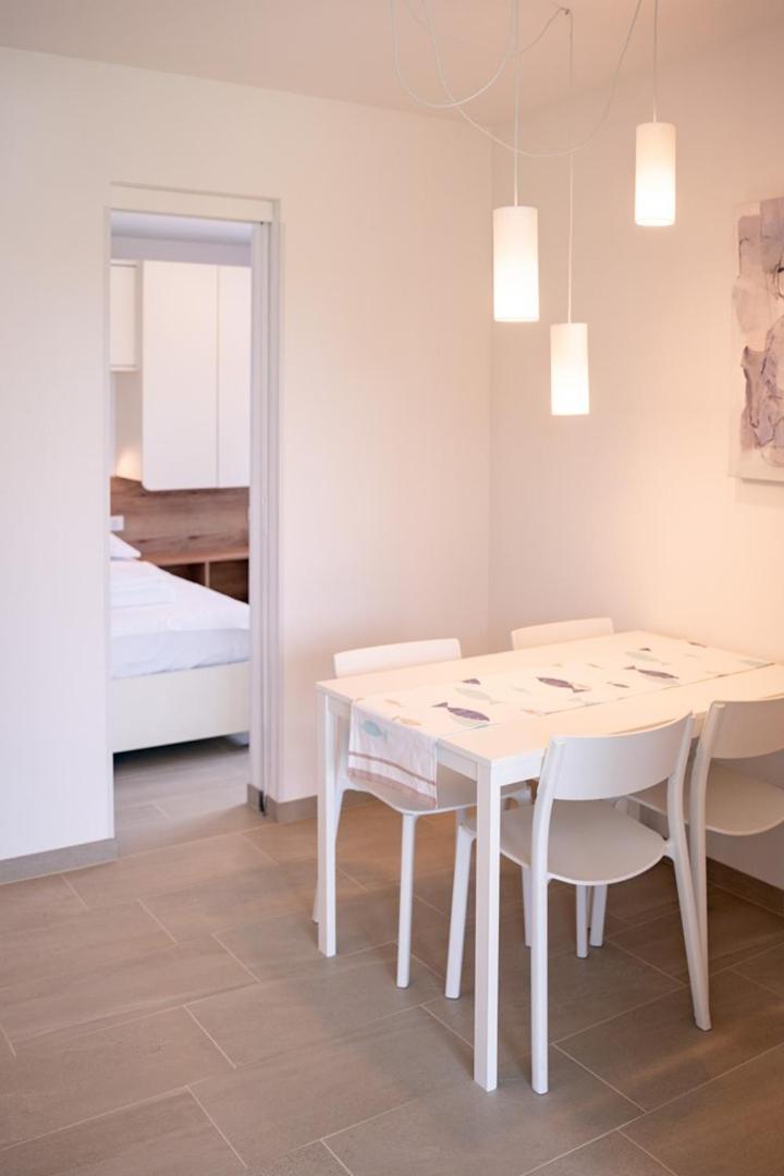 Arti Holiday Homes Banjol Eksteriør billede