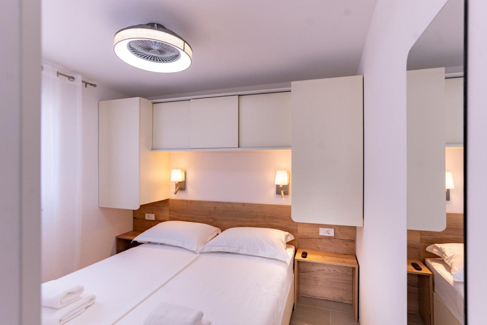 Arti Holiday Homes Banjol Eksteriør billede